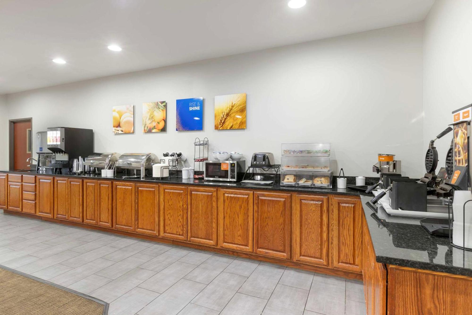 Comfort Inn & Suites Davenport - Quad Cities Buitenkant foto